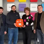 Сучасний зовнішній дефібрилятор для ЦНАПу